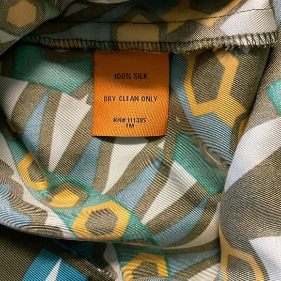 Fun long sleeved silk shirt - Picture 3 of 3